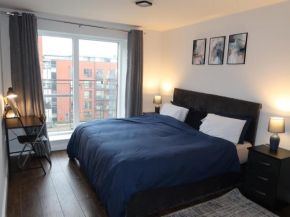 Sterling Luxury Apartment Birmingham City Centre- High speed Wi-Fi, workspace & Free Parking